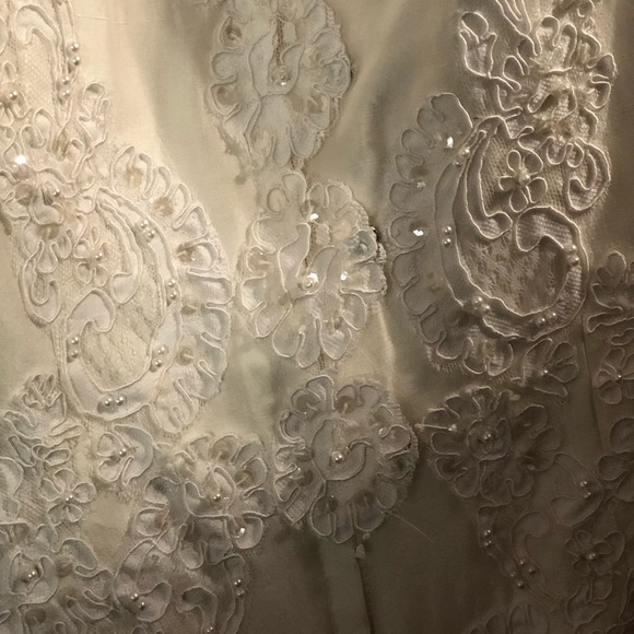 New My Fair Bride size 10 SILK Women’s Wedding Gown with alonson lace - Picture 8 of 9